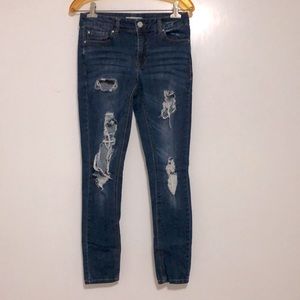 Refuge distressed jeans Size 6